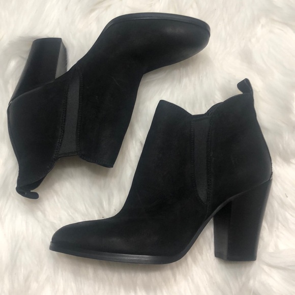 MICHAEL Michael Kors Shoes - Michael Michael Kors black leather booties size 6